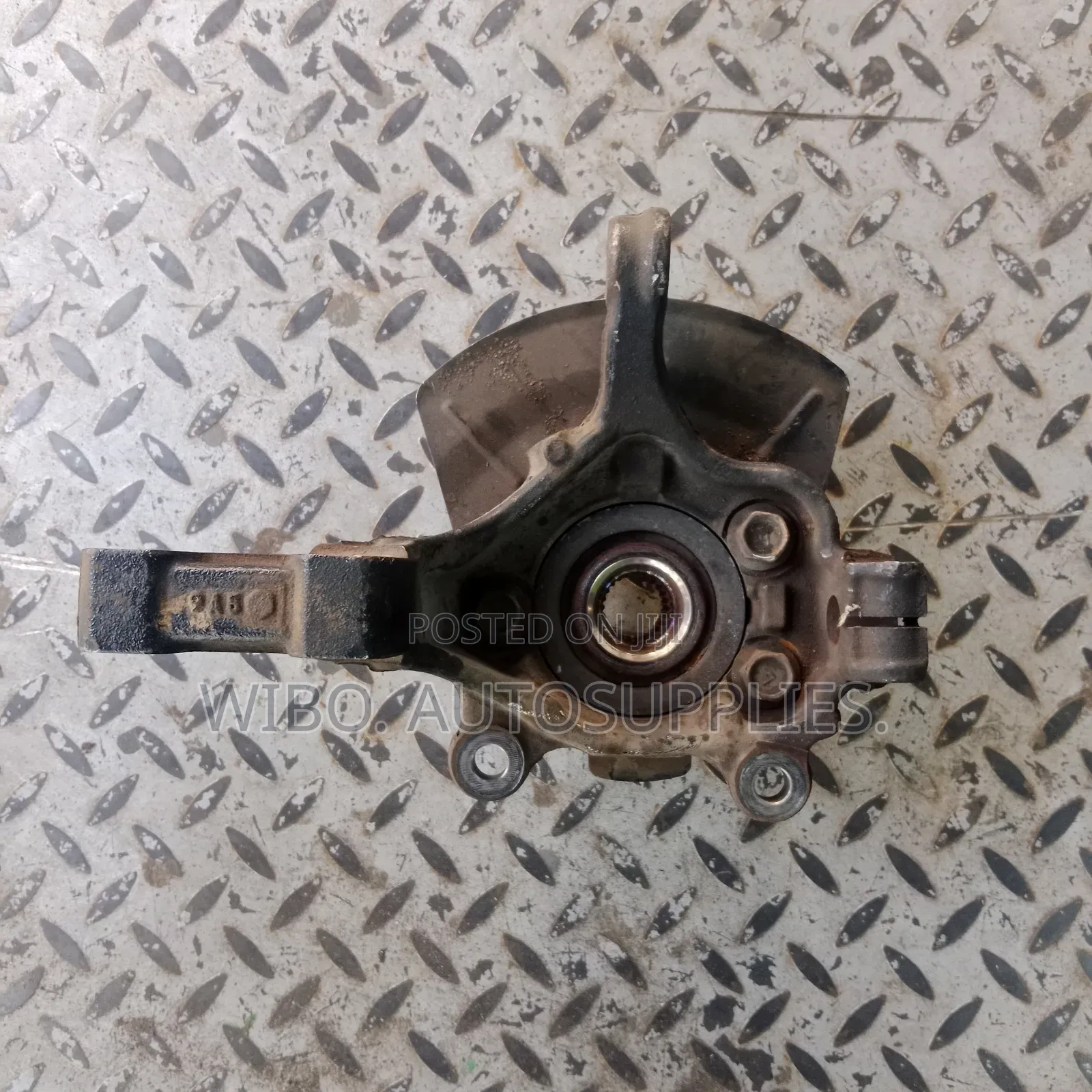 Nissan Wingroad Y12 Front Hub Assay.