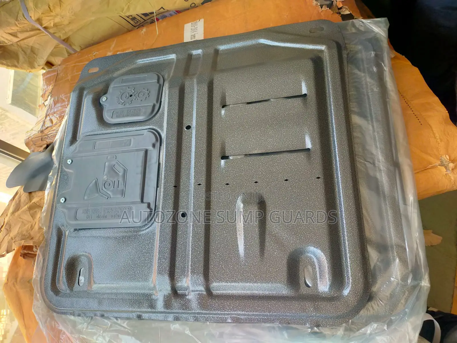 Nissan March.5l 2014 Engine Sump Guard