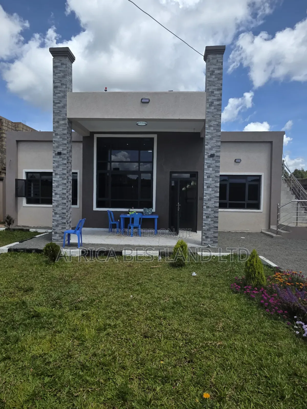 3bdrm Bungalow in Kamangu, Karai for sale