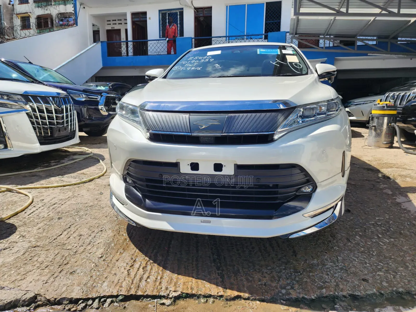 Toyota Harrier 2.0 2020 White