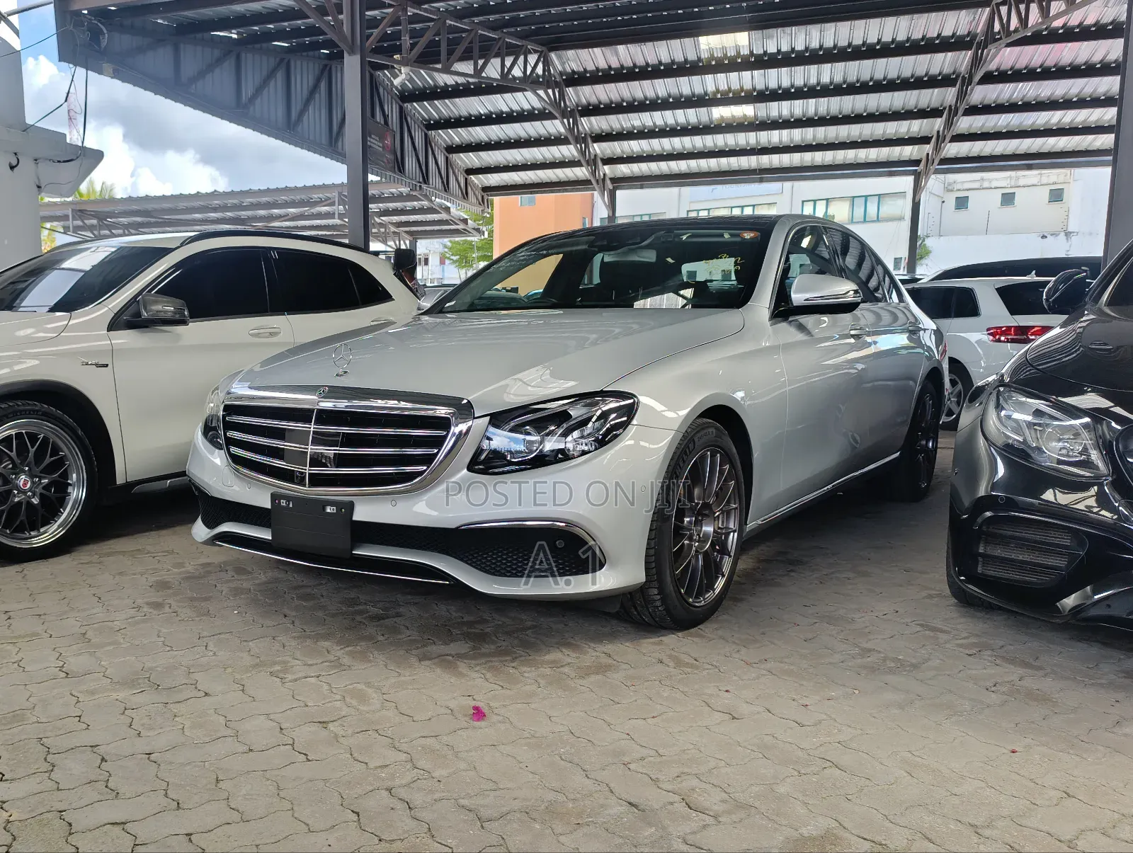 Mercedes-Benz E400 2019 Silver