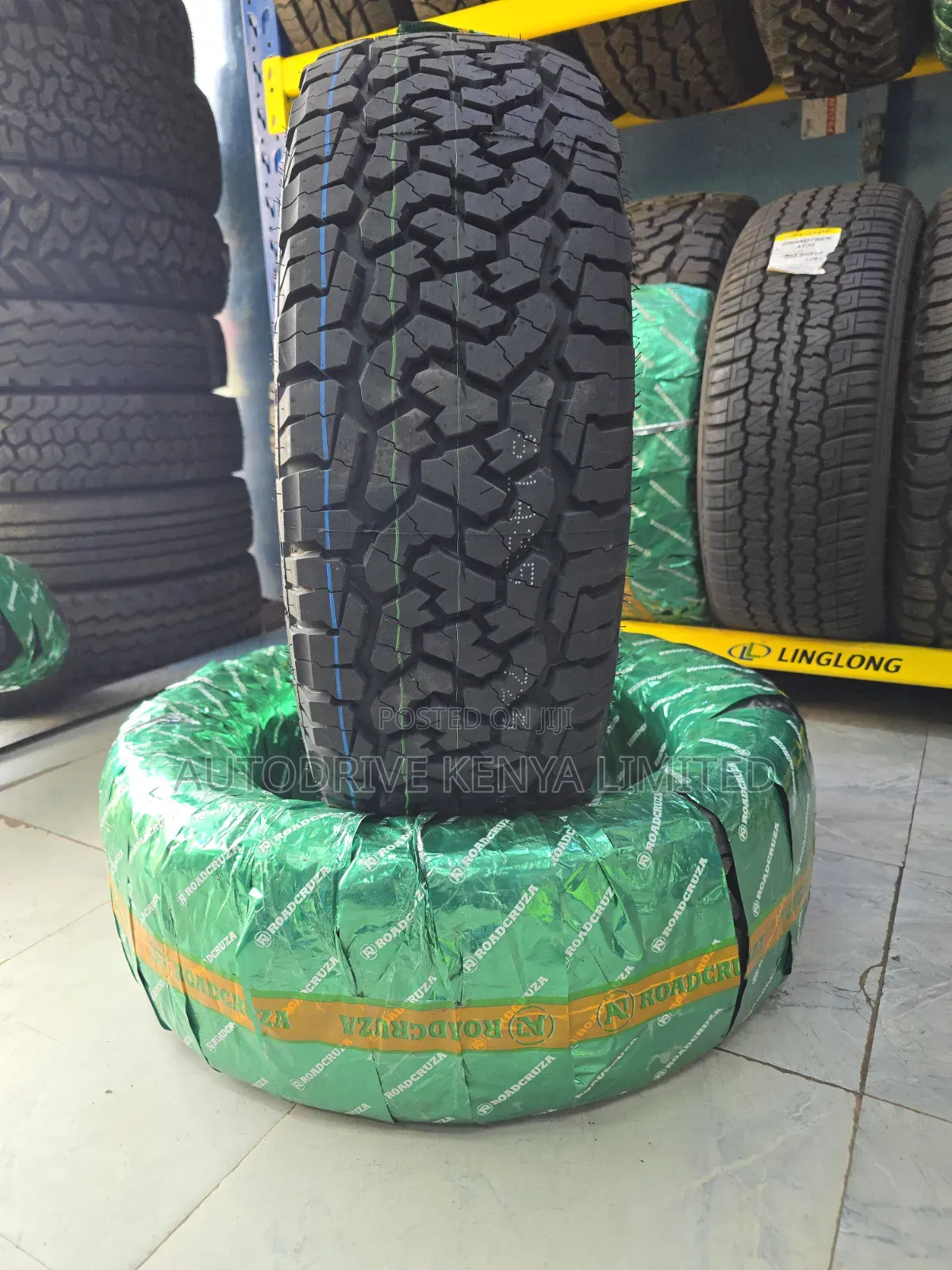 235/60r18 Roadcruza All Terrain Tire