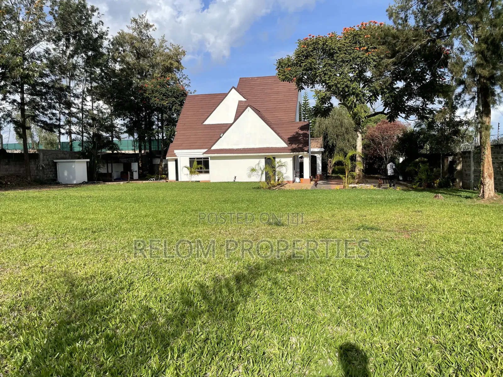 7bdrm Maisonette in Karen for rent