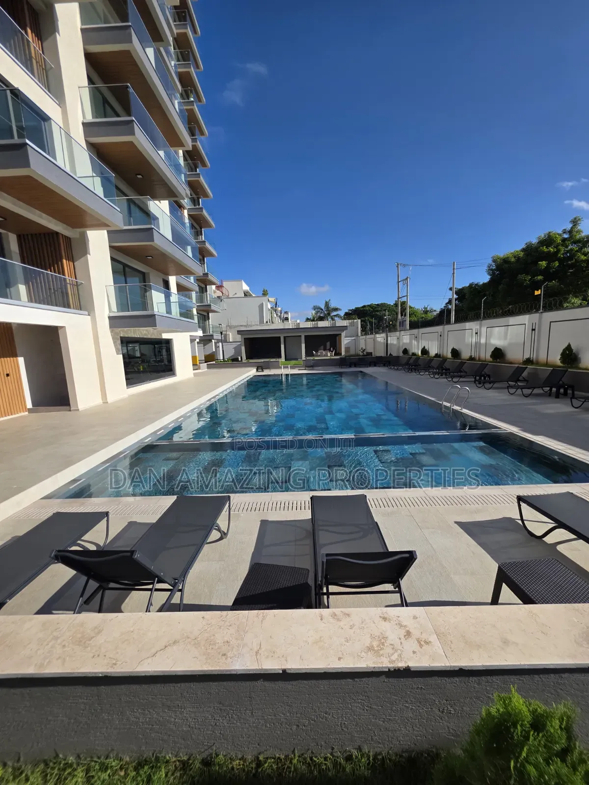 3bdrm Penthouse in Nyali Plus Dsq for sale