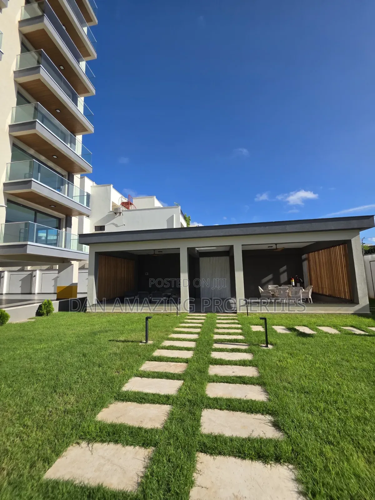 3bdrm Penthouse in Nyali Plus Dsq for sale