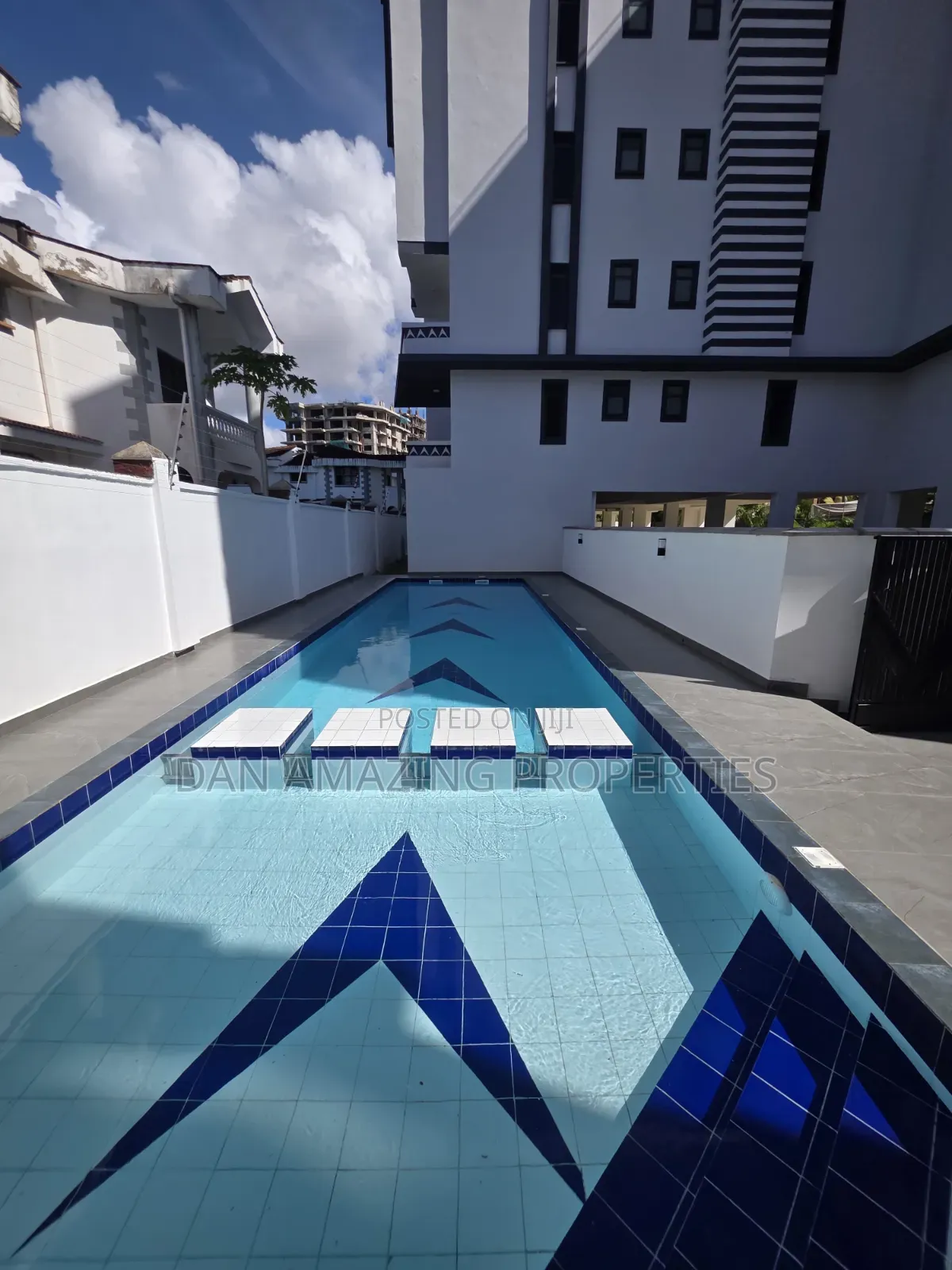 3bdrm Apartment in Nyali Plus Dsq for sale