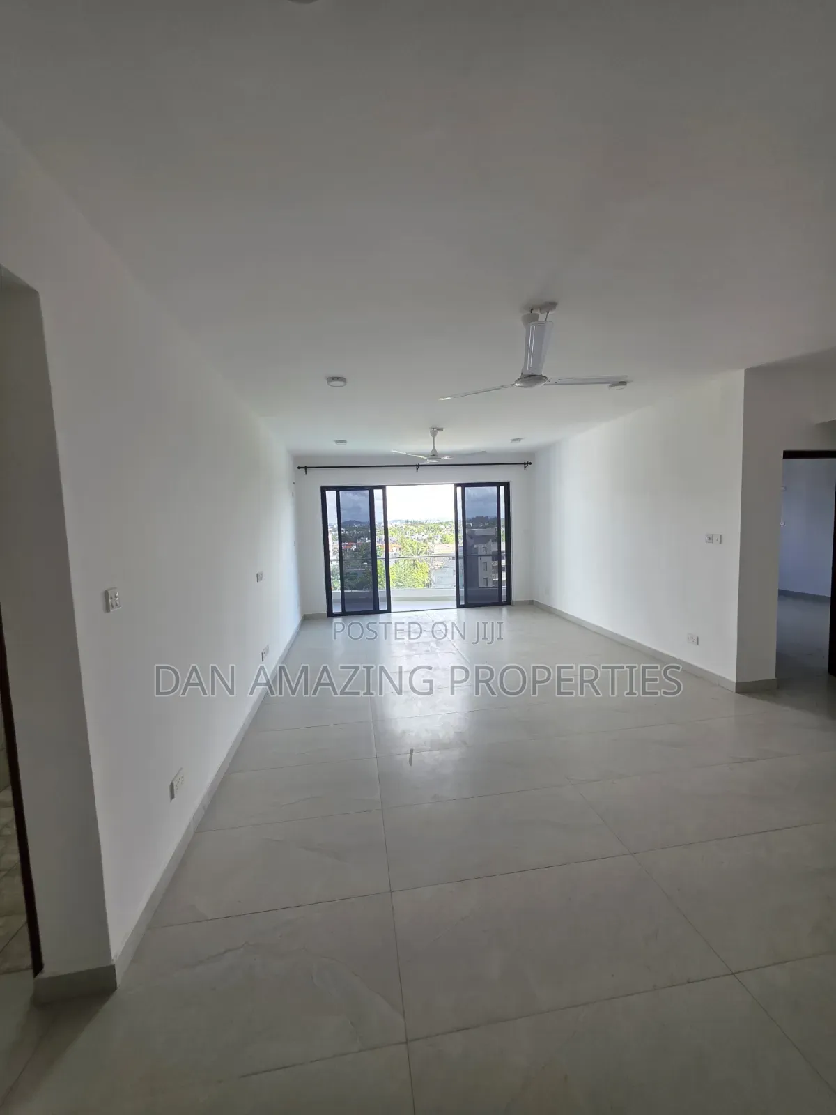 3bdrm Apartment in Nyali Plus Dsq for sale