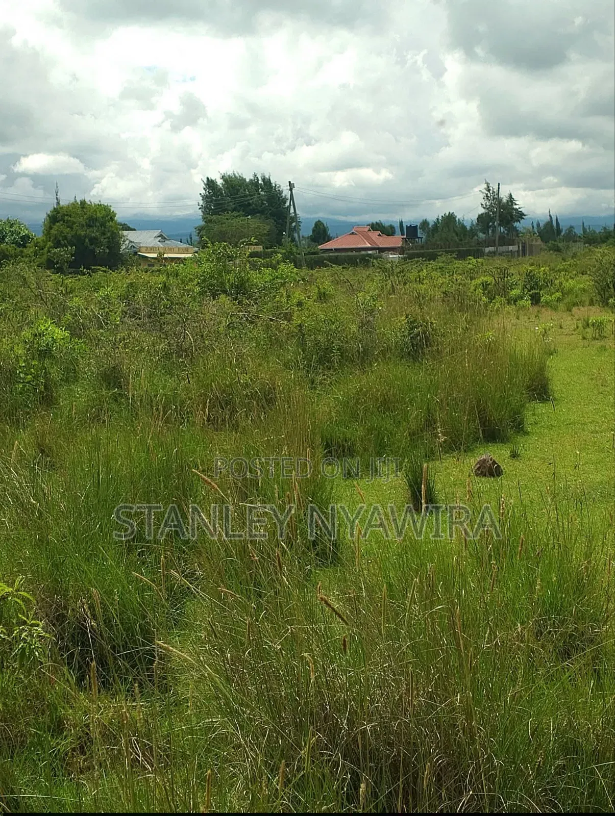 16 Acrea Along Nanyuki Nyeri Highway