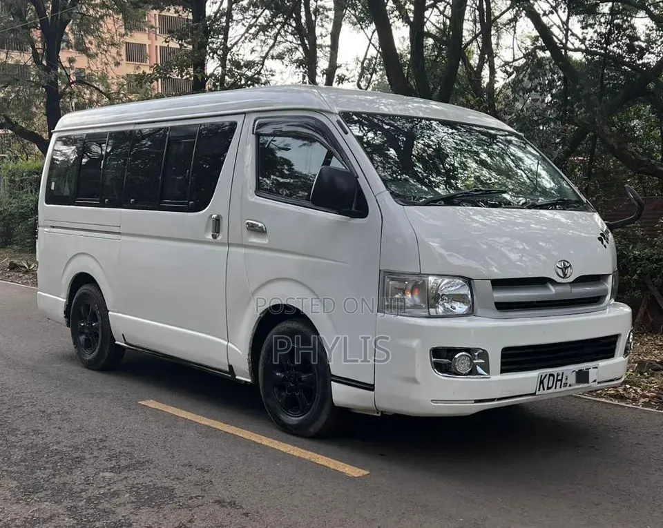 Toyota HiAce 2011 White
