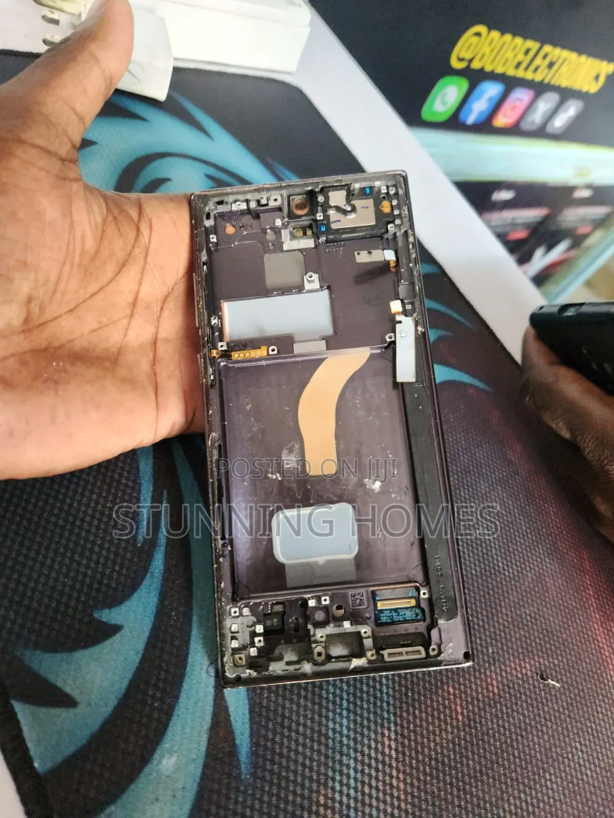 Samsung Galaxy S22 Ultra Screens Replacement