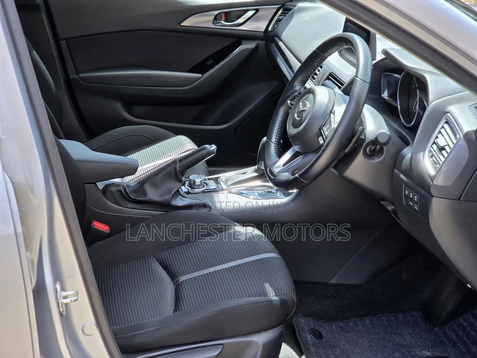 Mazda Axela 2019 Silver