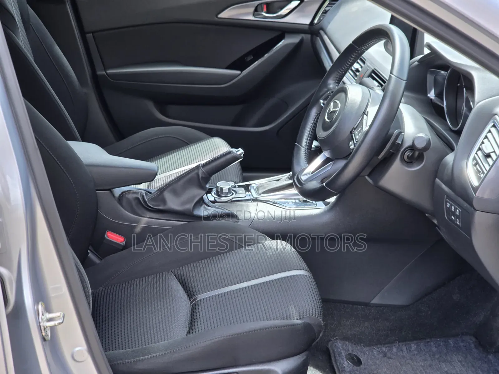 Mazda Axela 2019 Silver