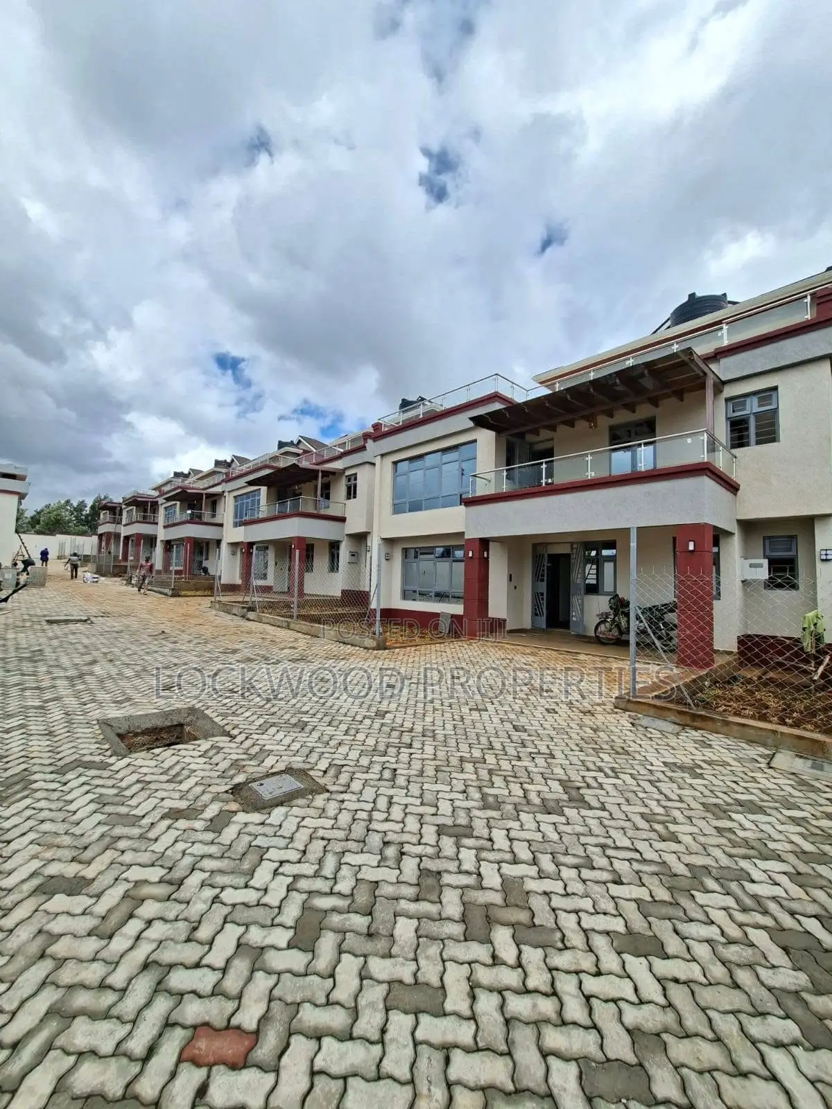 5bdrm Mansion in Kamangu, Kikuyu for rent