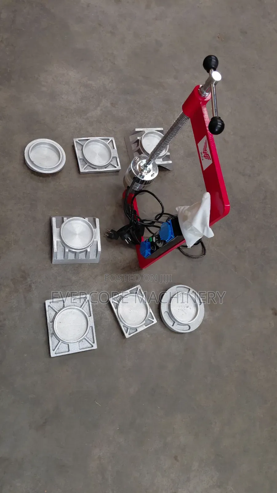 Heavy Duty Truck Tyre Vulcanizing Machine Single Phase Output.