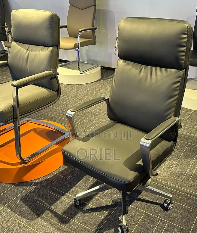 Office Chair : Executive Sled Base Gray Office Waiting Chair