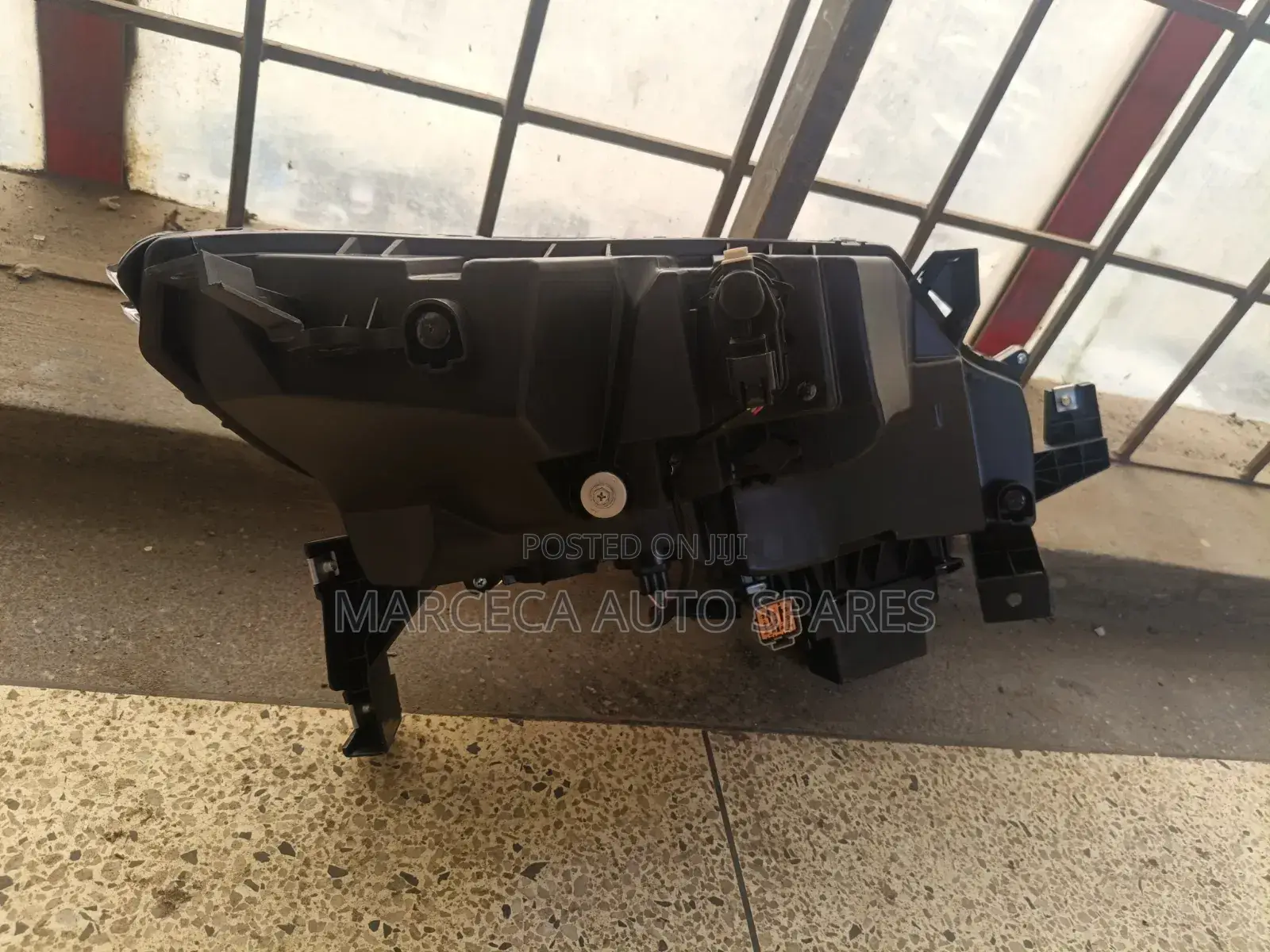 Headlight RVR Inbuilt Xenon Year 2020
