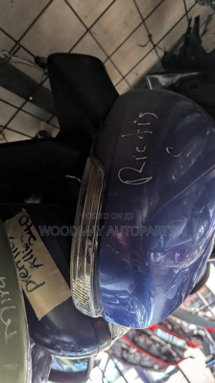 Toyota Ractis Sidemirror