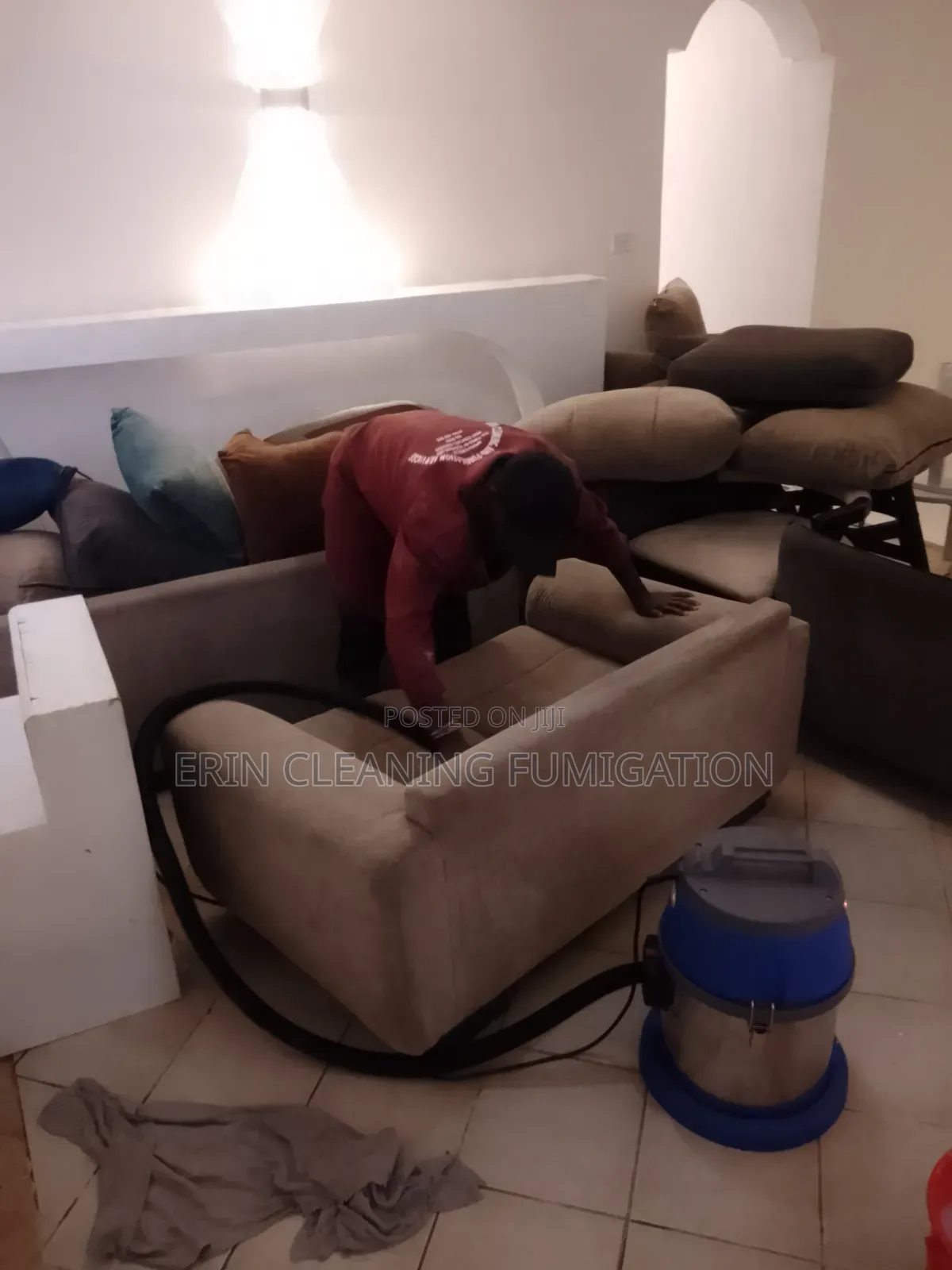 Quick Reliable and Efficient Sofa Cleaning/Fumigation