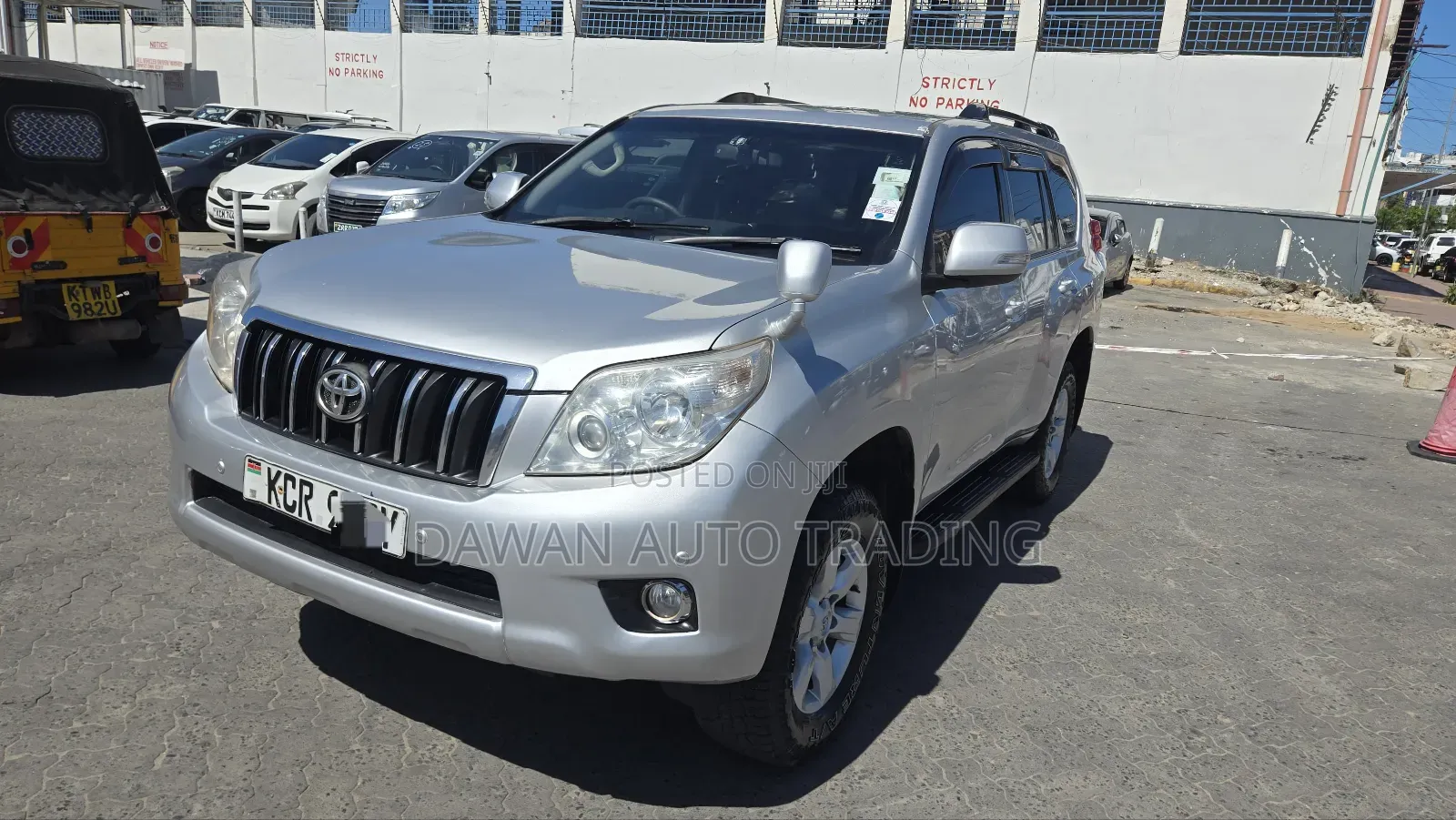 Toyota Land Cruiser Prado 2012 Silver