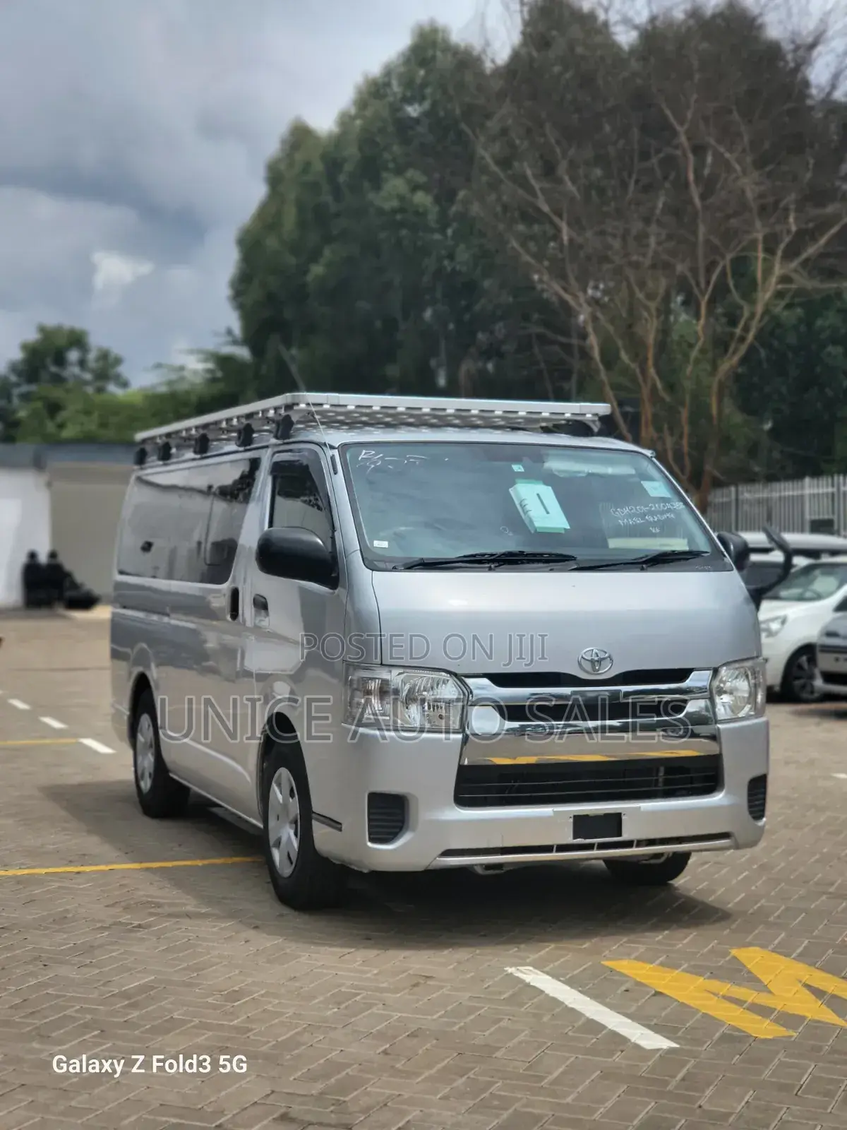 Toyota HiAce 2019 Silver