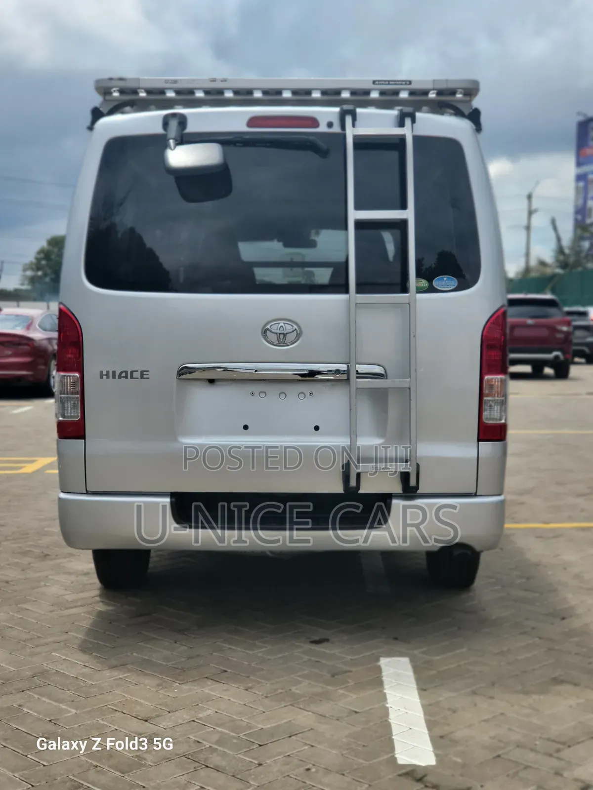 Toyota HiAce 2019 Silver