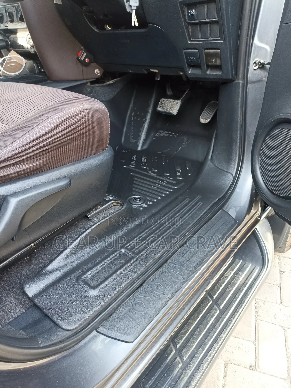 Toyota Fortuner 5d Floor Mats