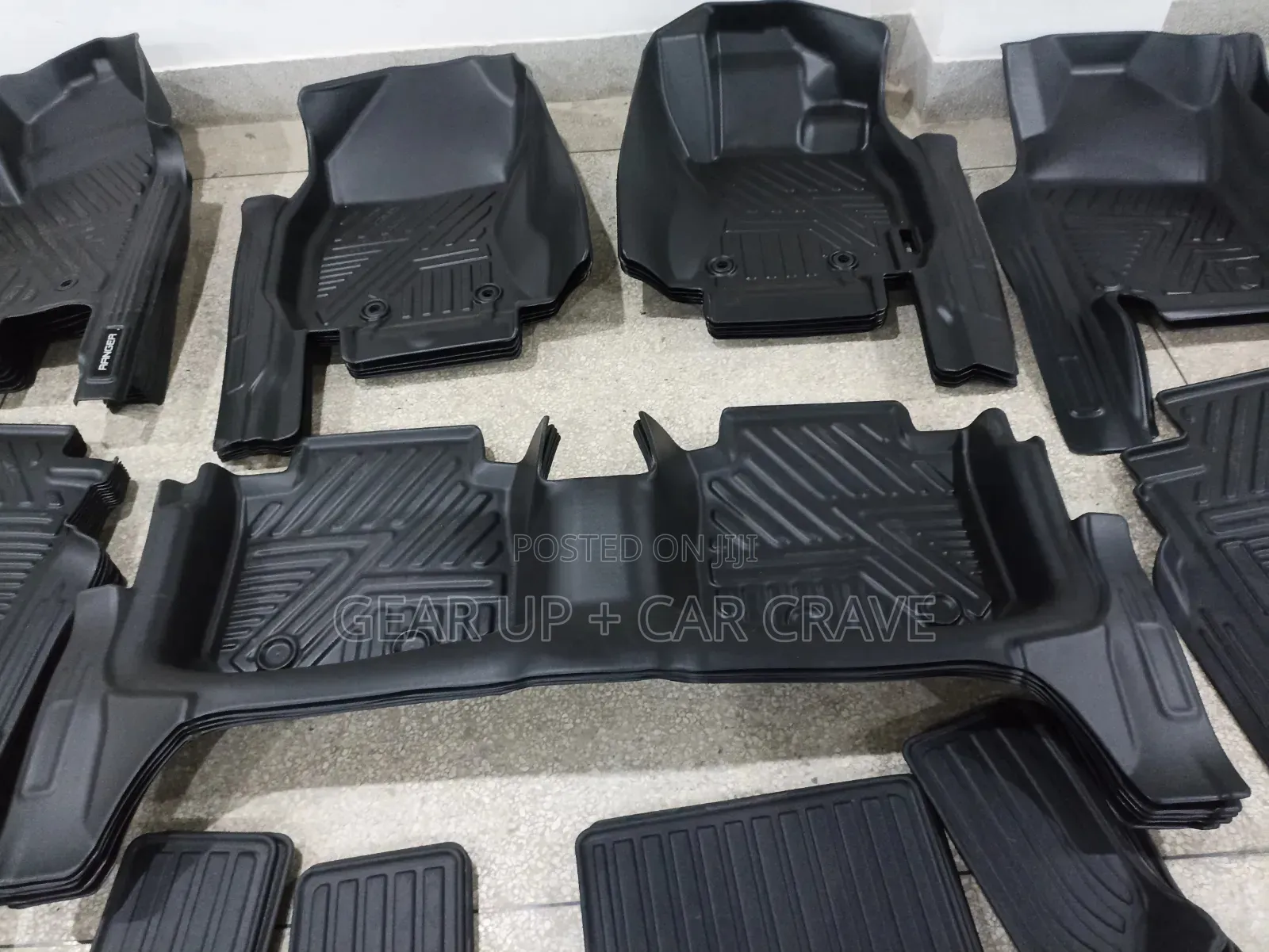 Subaru Outback 5d Floor Mats