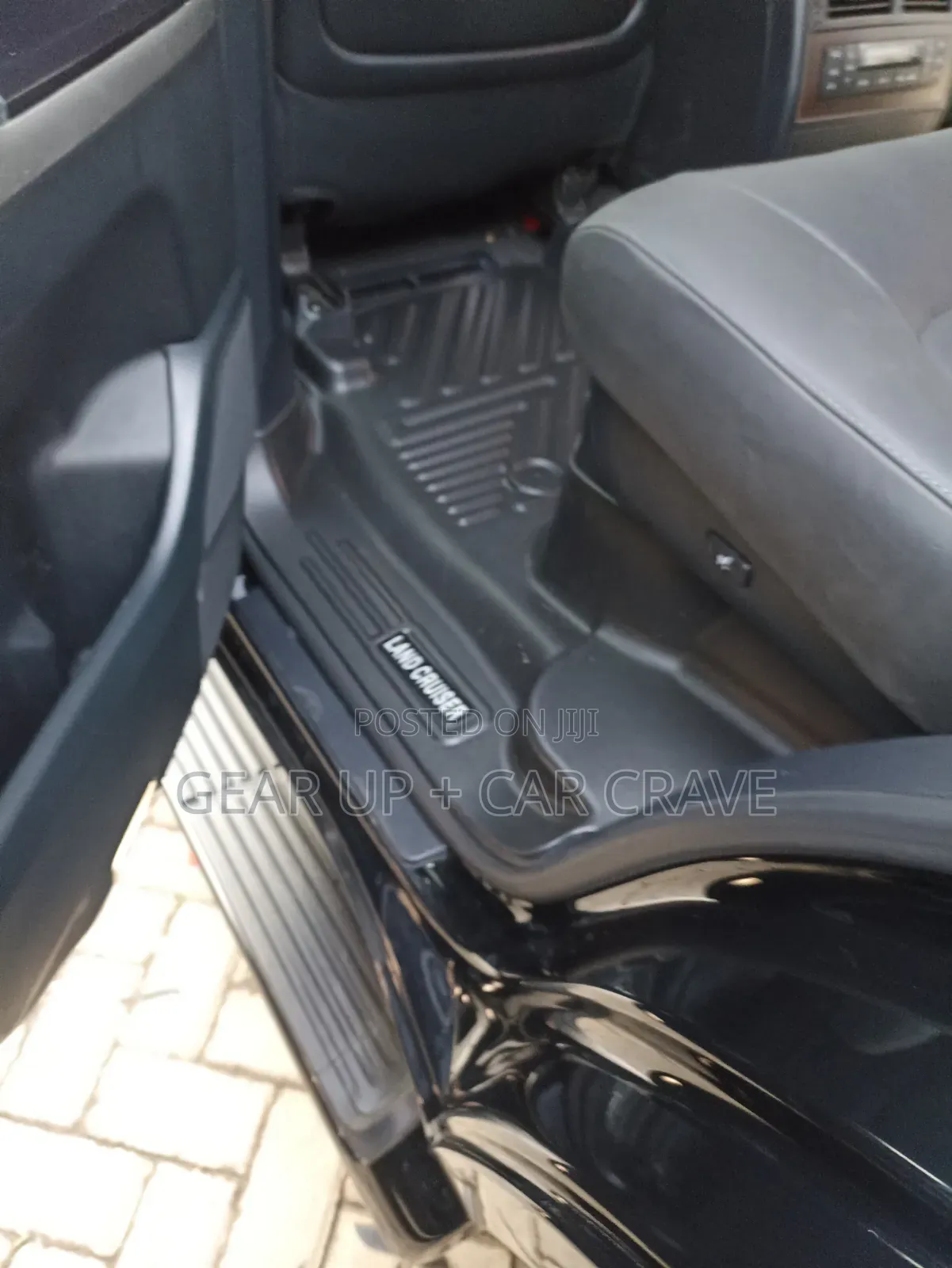 Toyota Land Cruiser V8 5d Floor Mats Full Set