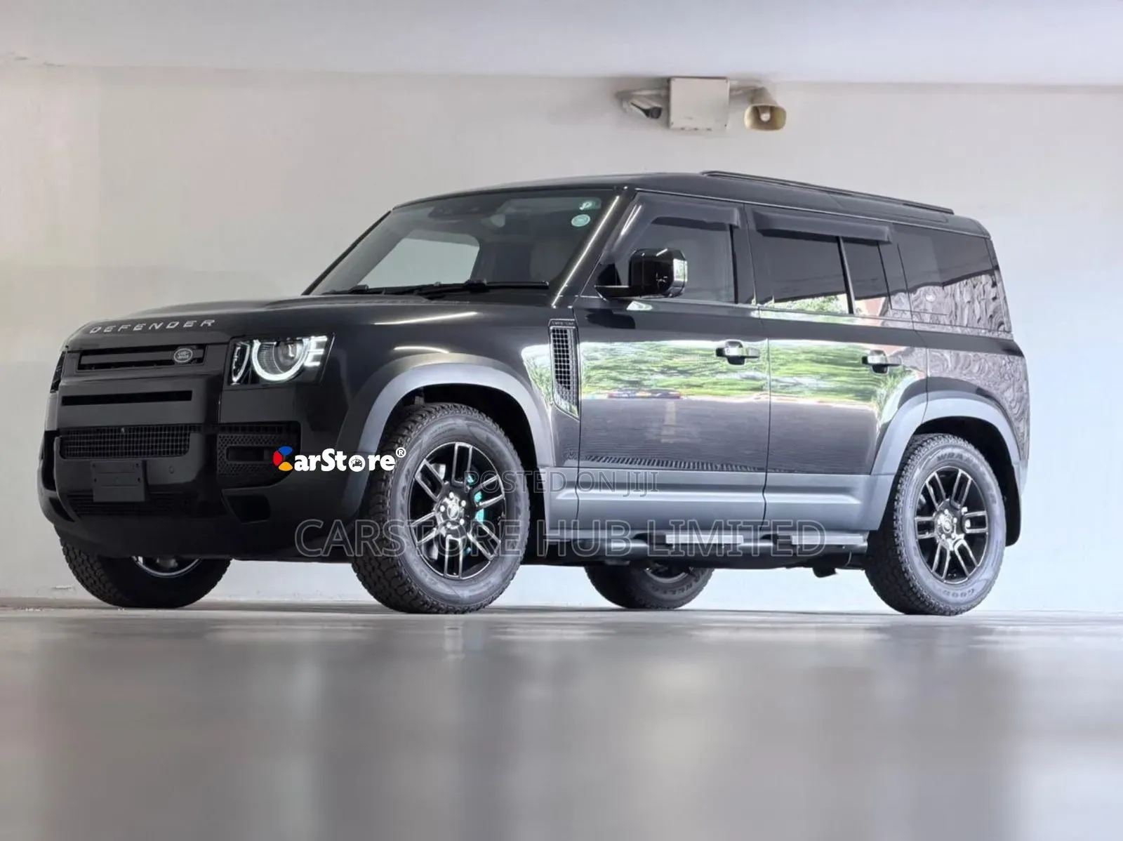 Land Rover Defender X-Dynamic SE 2021 Black