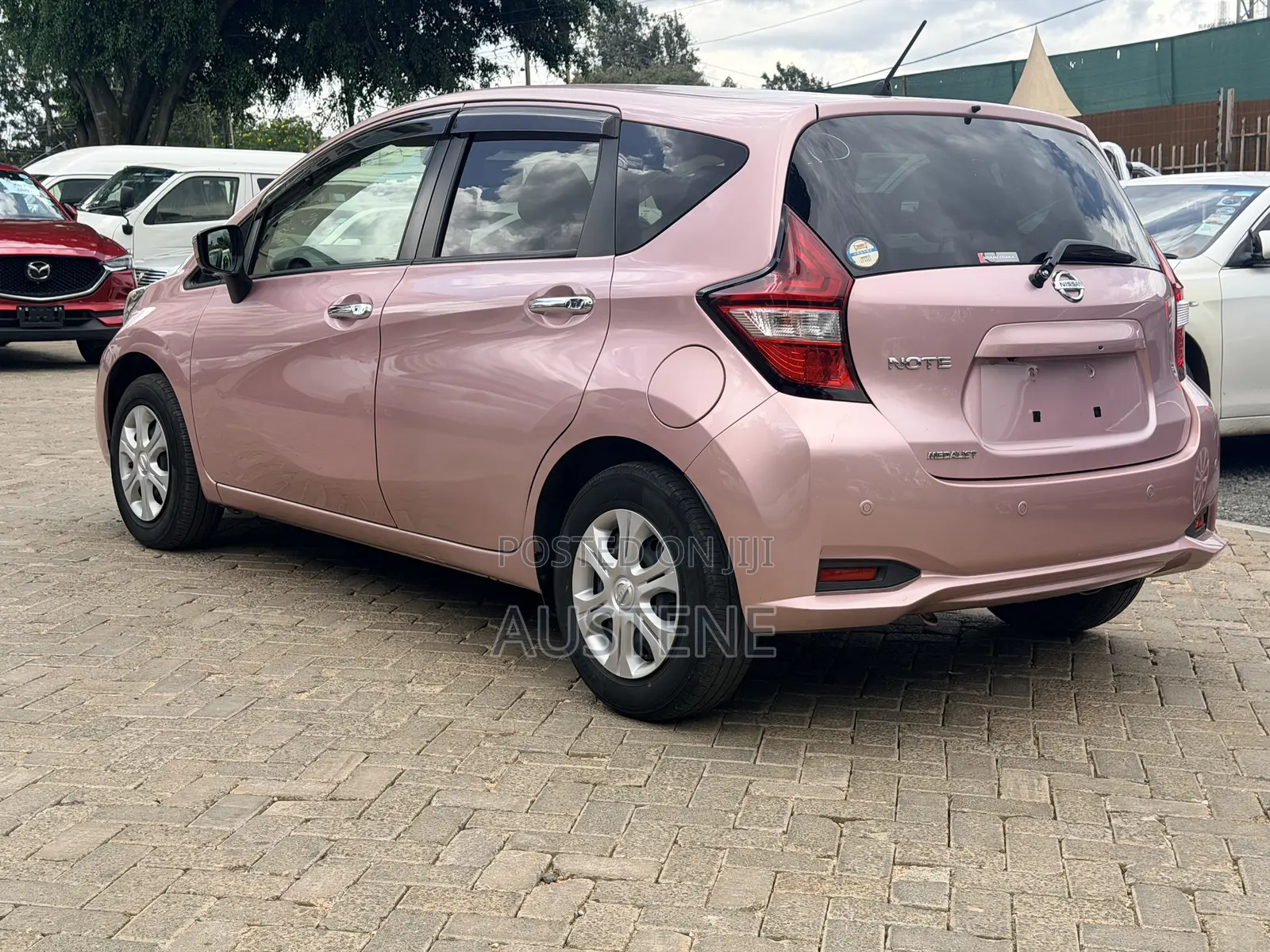 Nissan Note 1.2 Petrol 2019 Pink