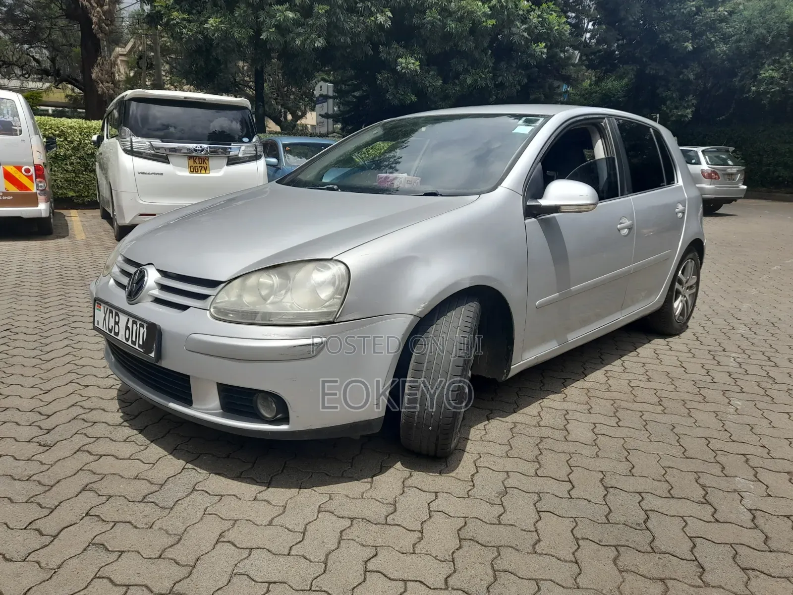 Volkswagen Golf 1.6 FSi Trendline Automatic 2007 Silver