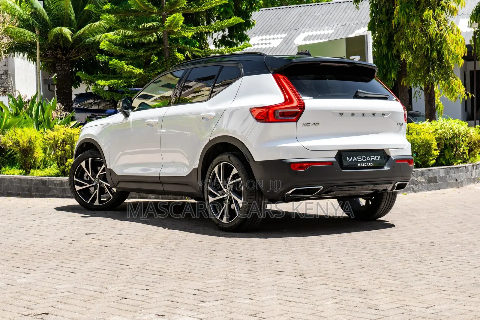 Volvo XC40 T5 Petrol AWD 2018 White