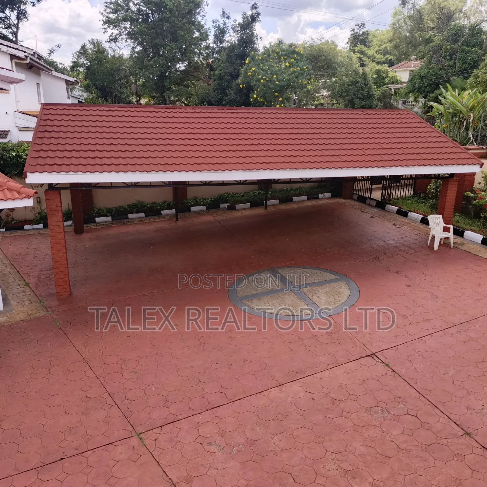 6bdrm Mansion in Call Me, Gigiri for rent