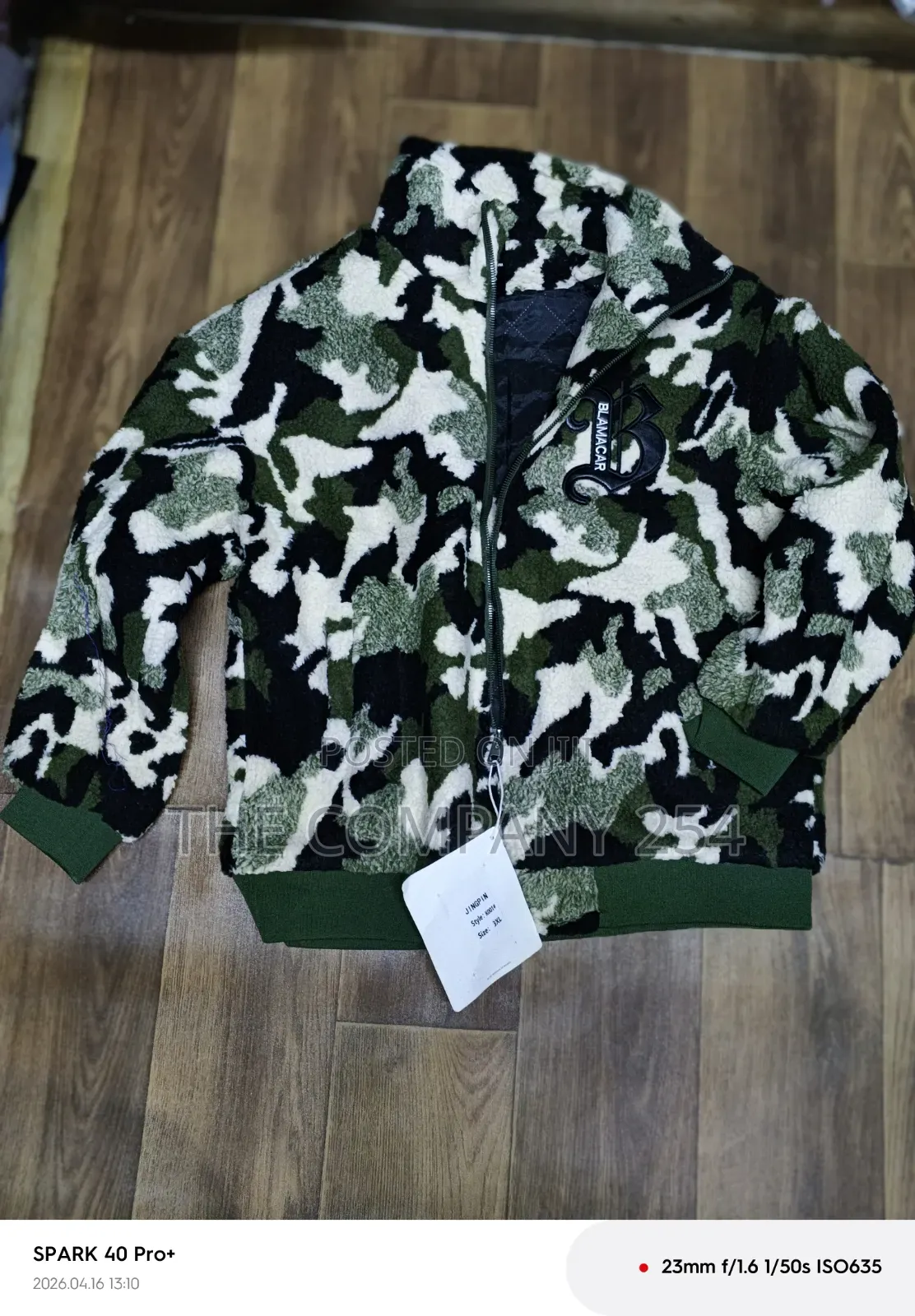 Quality Casual Far All Weather Unisex Camoflage Hoodies Sweater