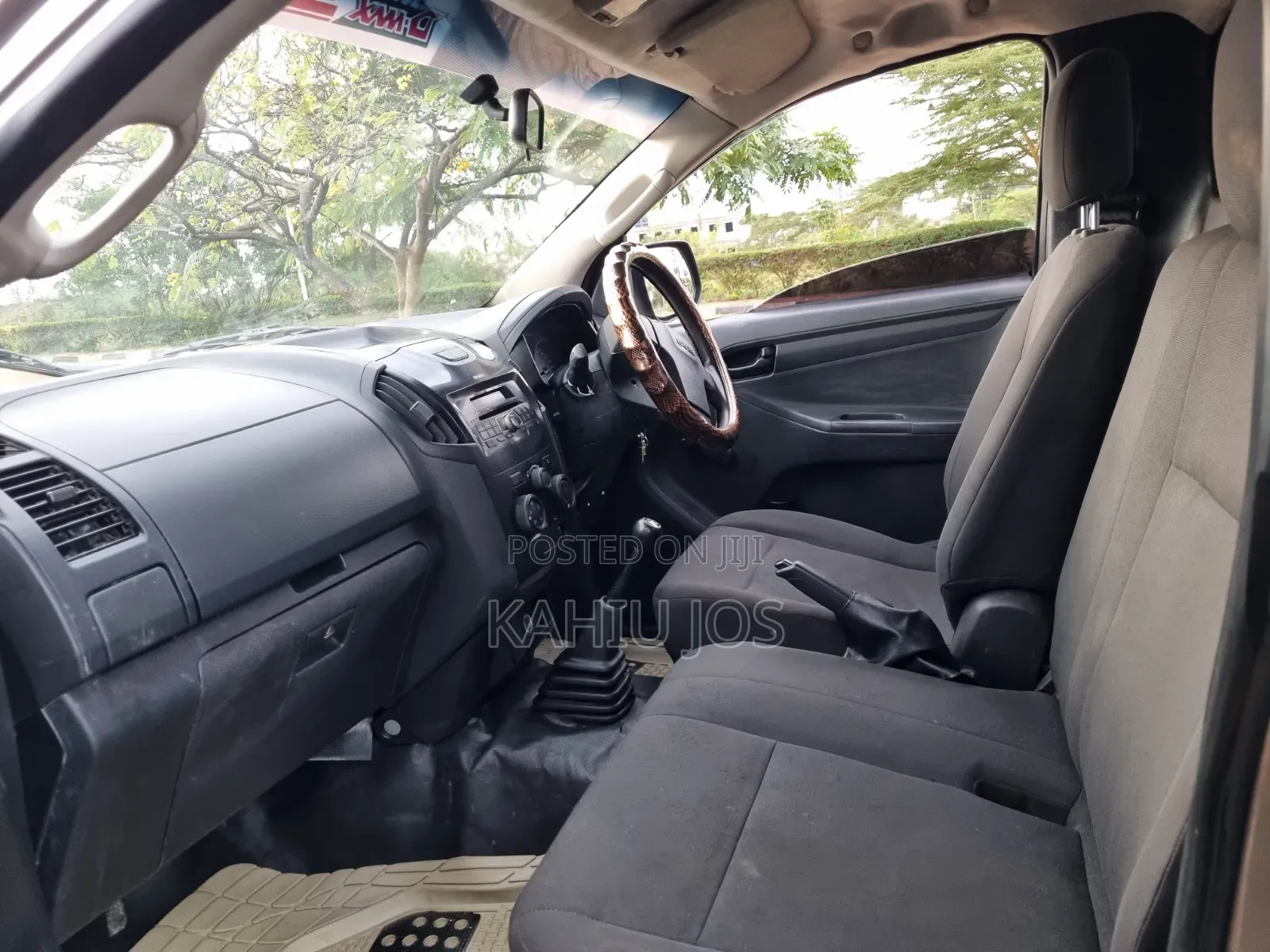 Isuzu D-MAX 2022 Gray