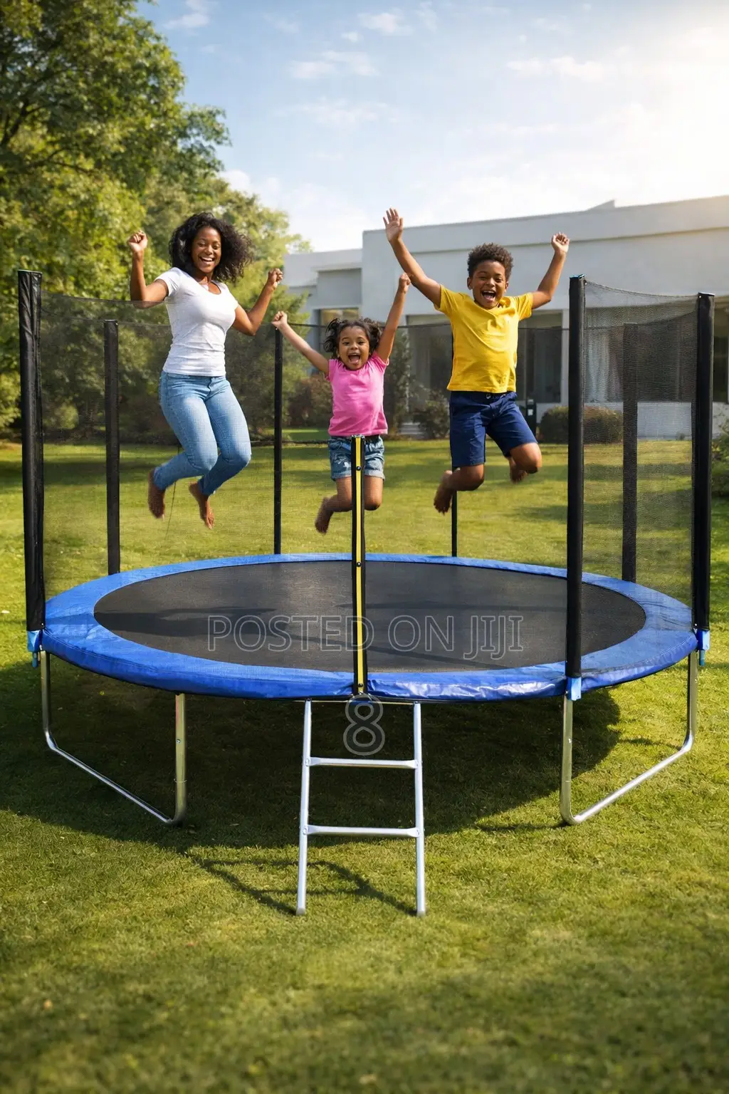 Strong 10ft Outdoor Trampoline for Family Fun