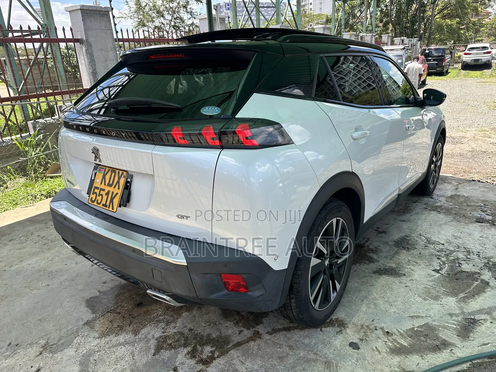 Peugeot 2008 1.2 PureTech (155 Hp) 2021 White