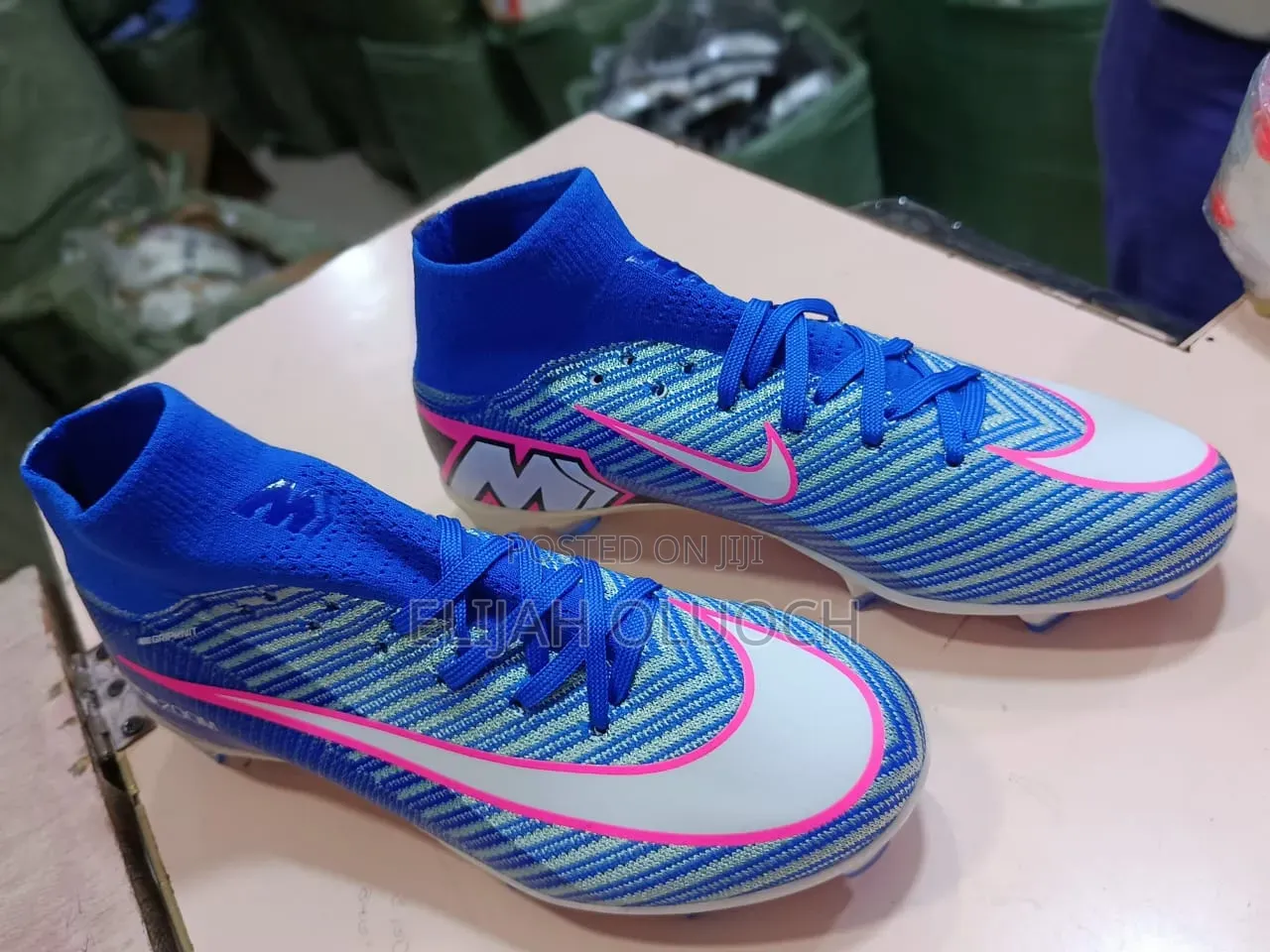 Nike Air Zoom Mercurial Vapor 16 Elite Football Boots.