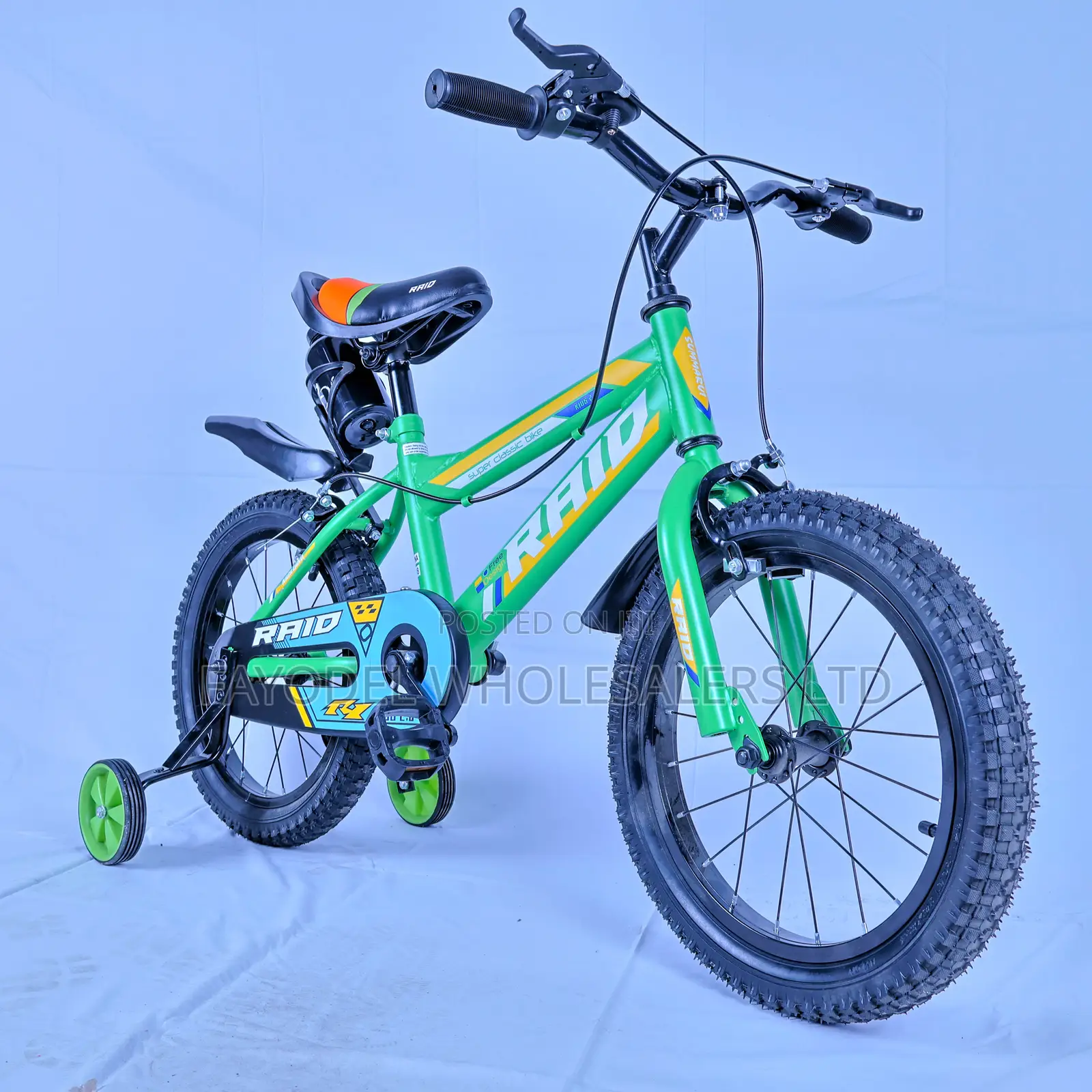 Raid Size 16 With Bell, Bottle and Training Wheels