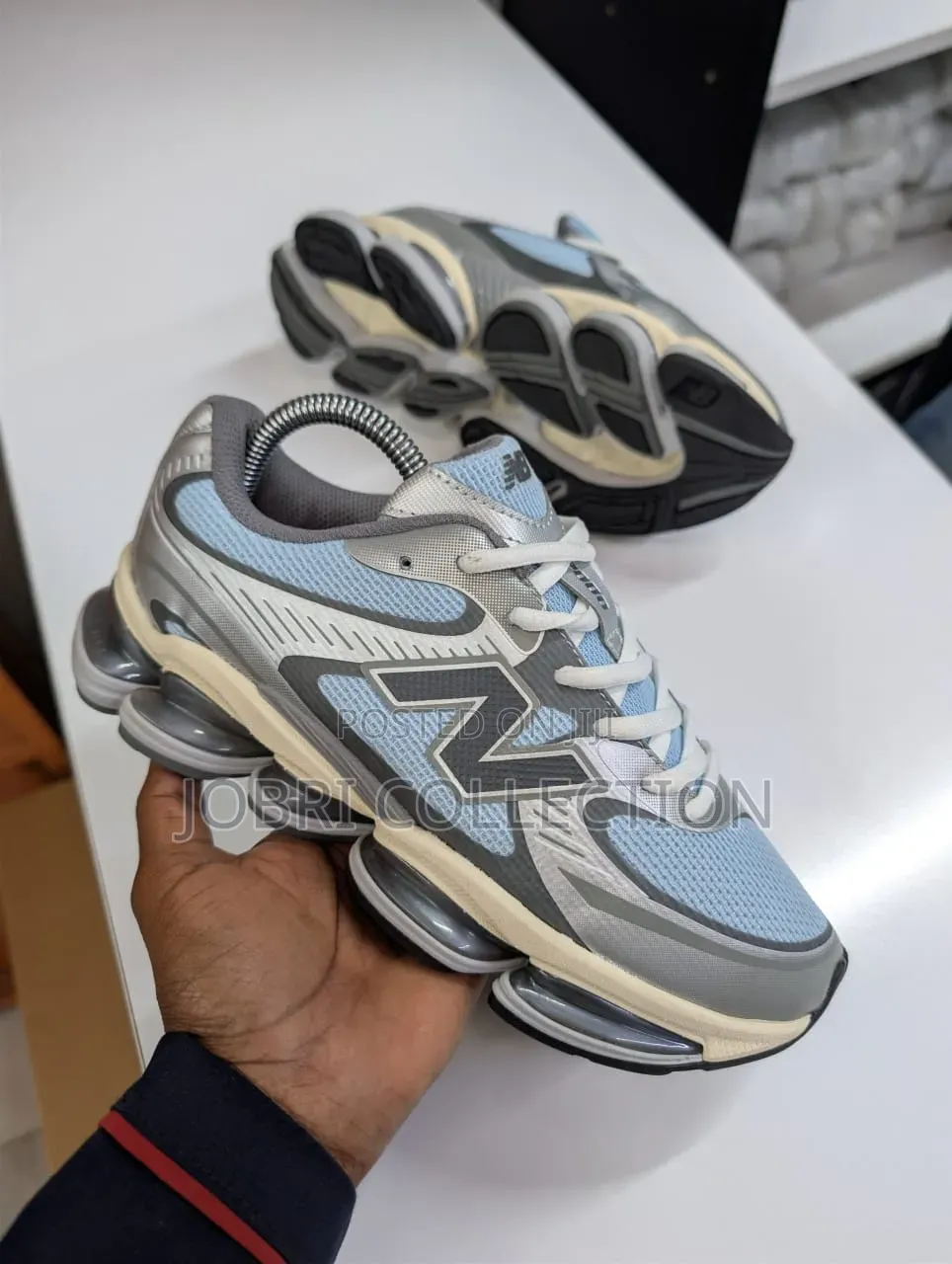 Designer New Balance 2000 Grey Sneakers
