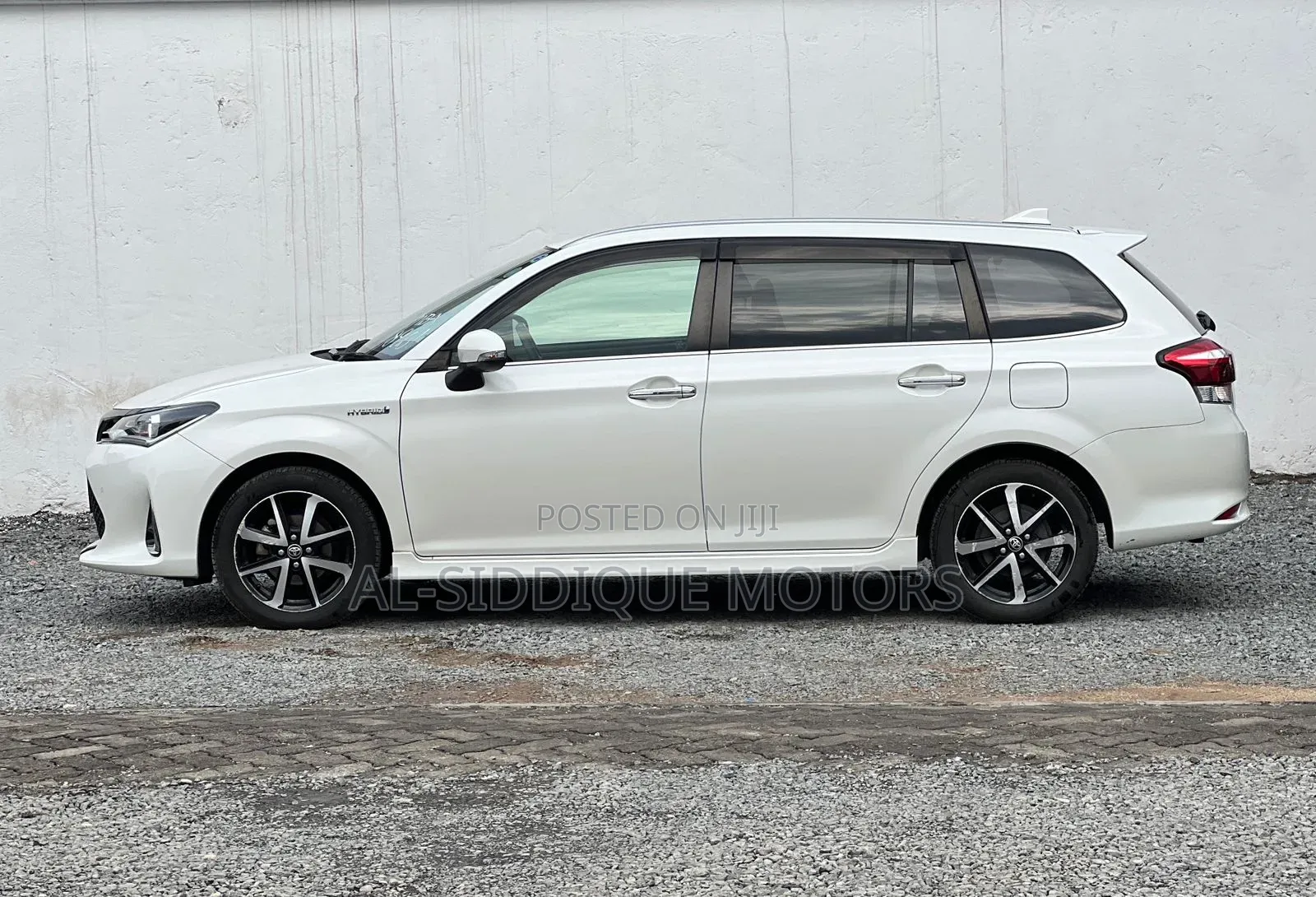 Toyota Corolla Fielder 1.5 Petrol AWD 2019 White