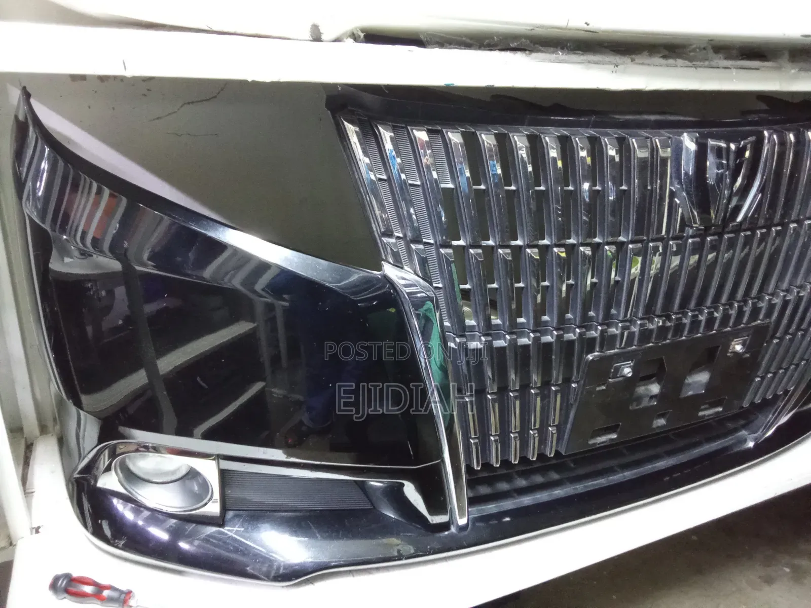 Front Bumper Noah Esquire