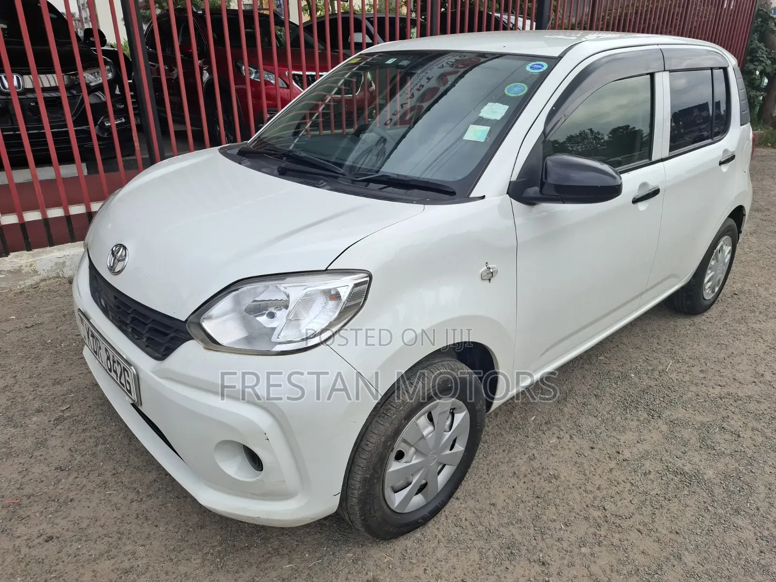 Toyota Passo 2017 White