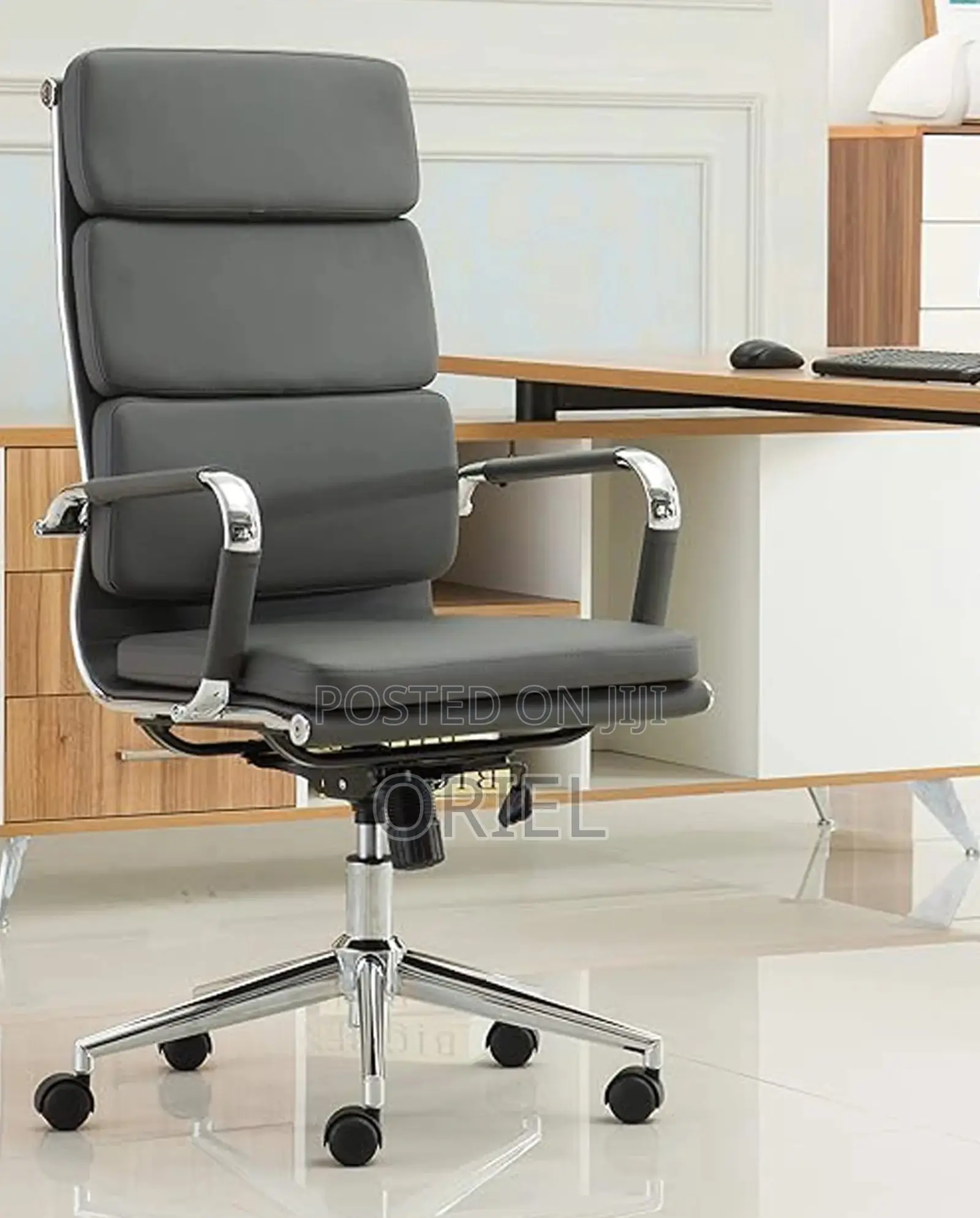 Office Chair : Ergonomic Black Pu Leather Executive Office Chair