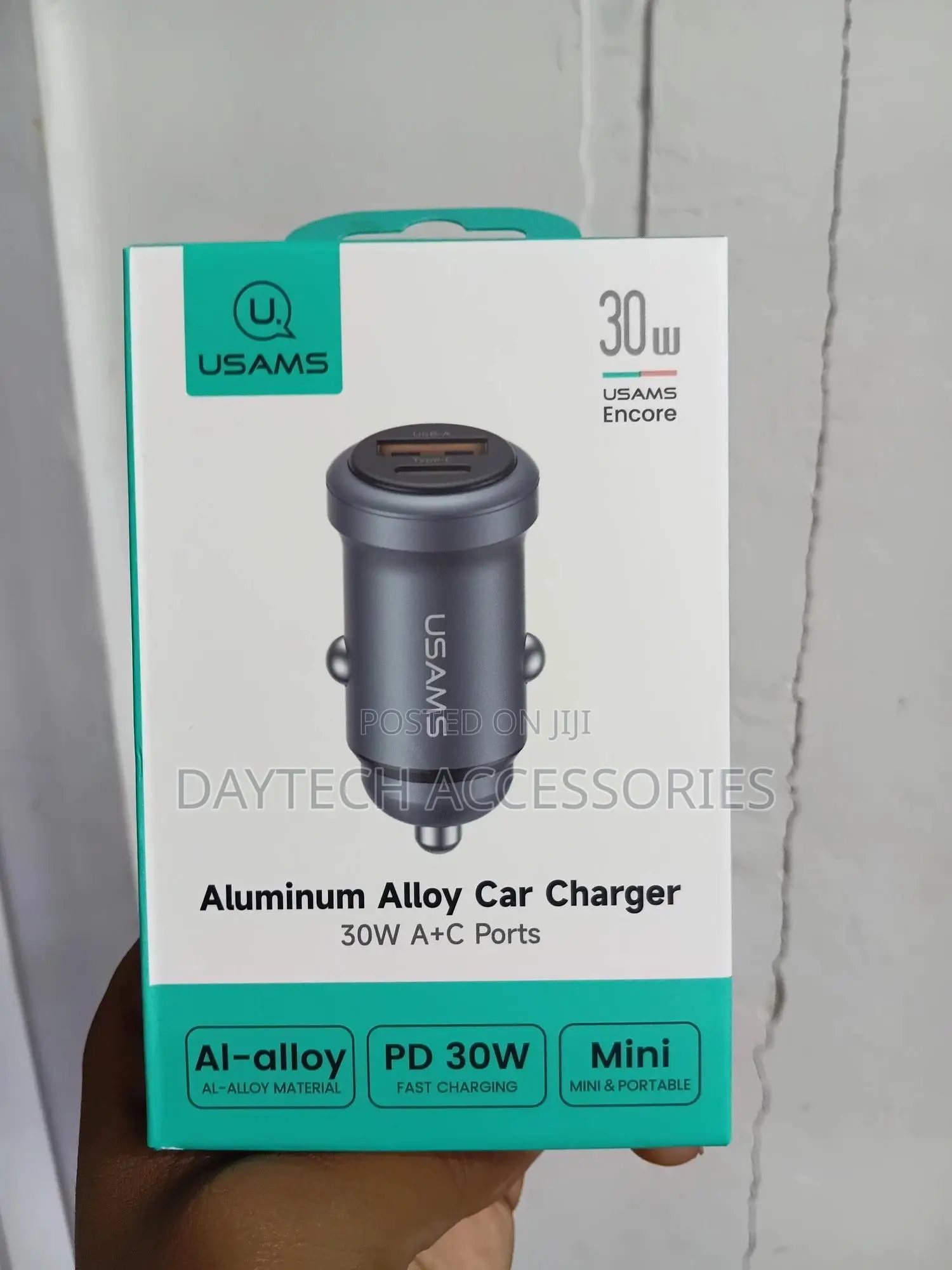 Usams Encore 30w Aluminum Alloy Car Charger.