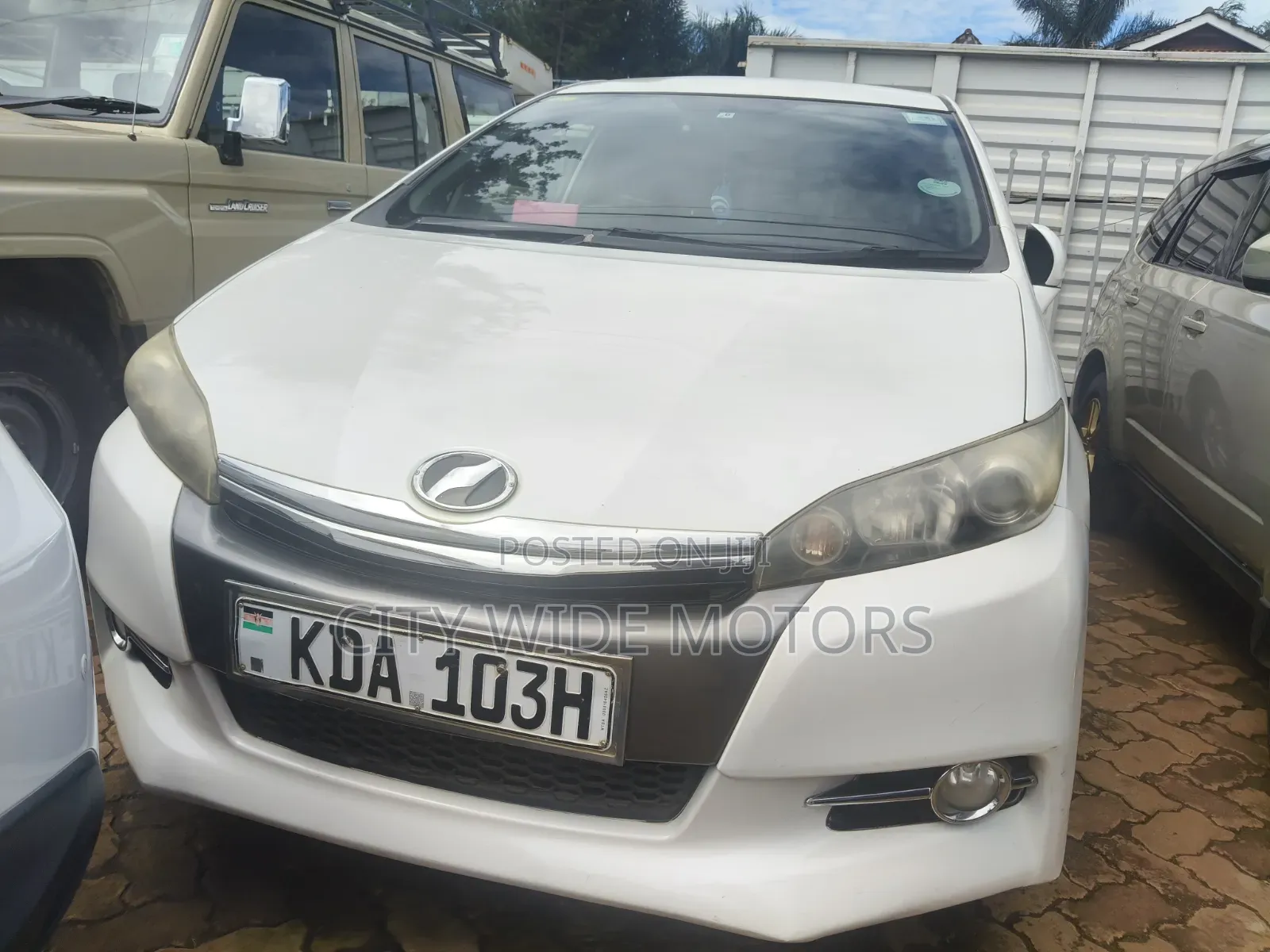 Toyota Wish 2014 White
