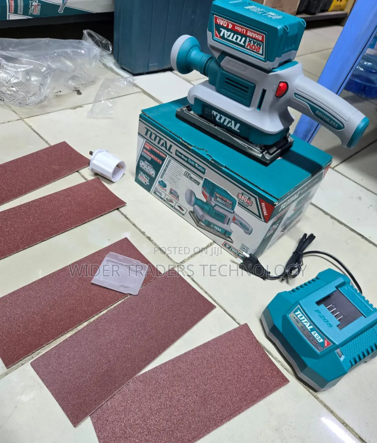 Total Cordless Finishing Sander