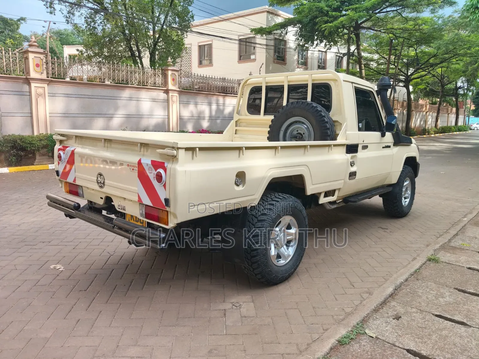 Toyota Land Cruiser 2008 Beige