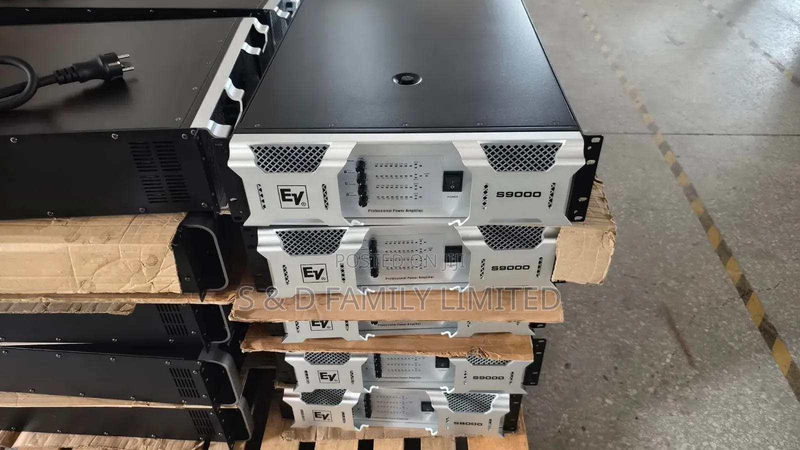 Ev S9000 Four Channels Power Amplifier