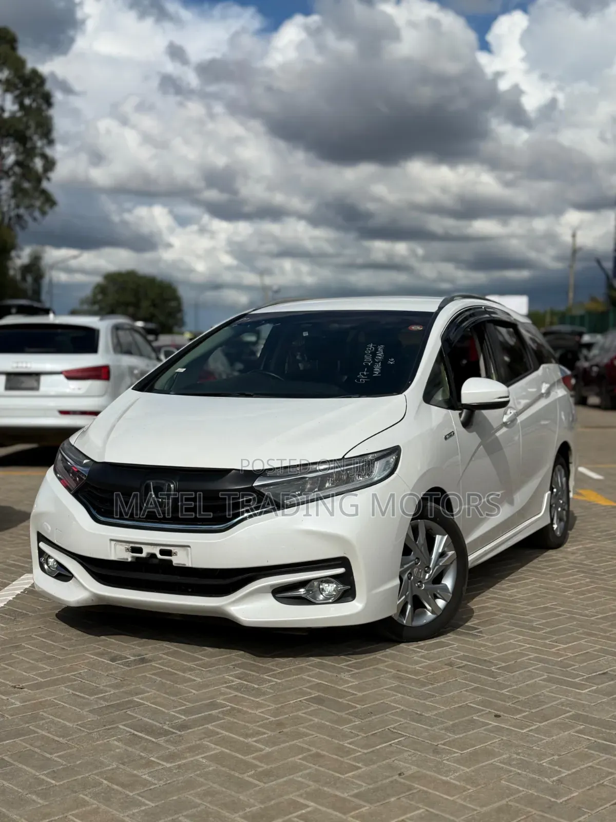 Honda Shuttle 1.5 Hybrid 2WD 2019 White